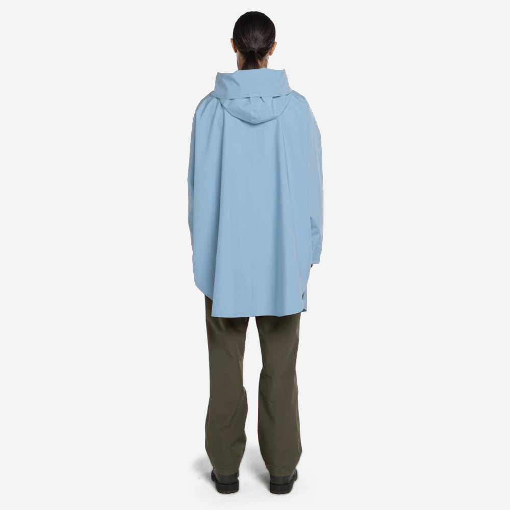 Bergen Poncho - Airy Blue