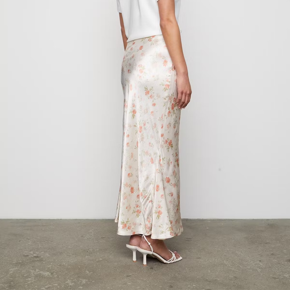 Hyro Skirt - Peachy Rose Print