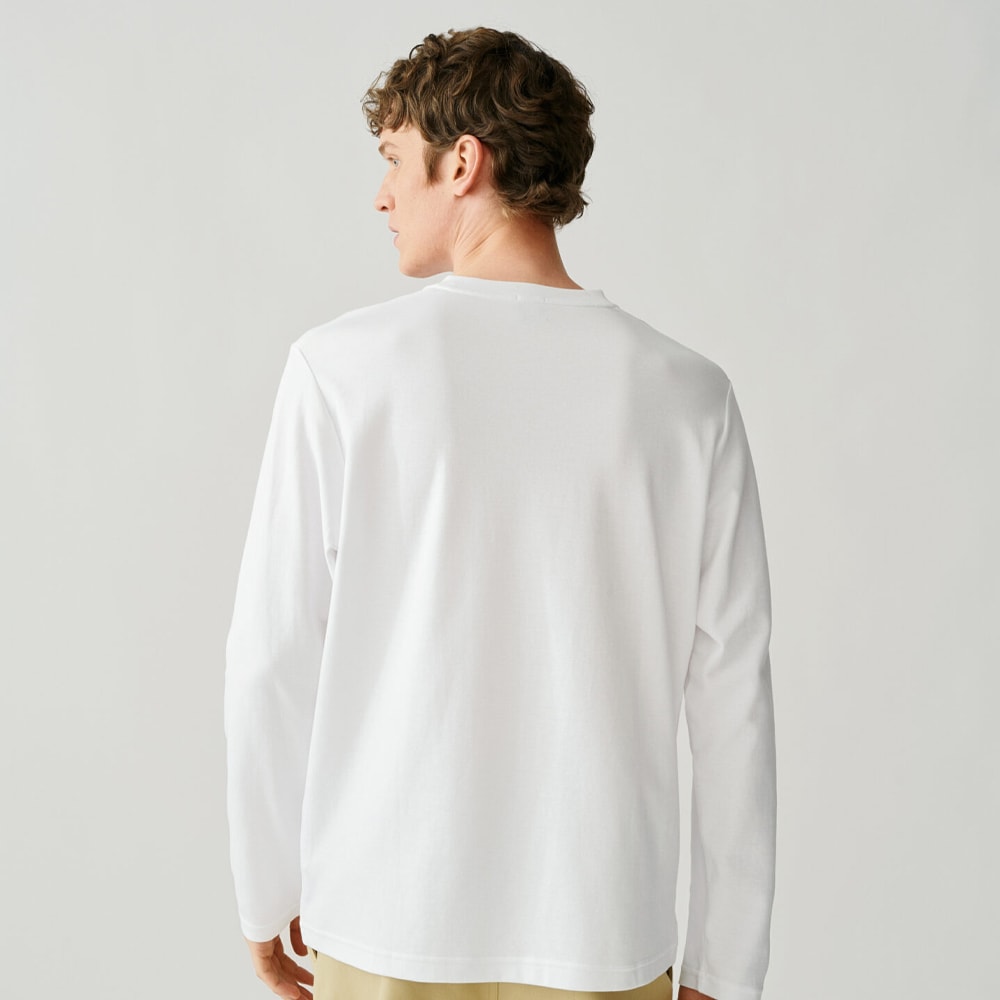 Roundneck Relaxed Fit Longsleeve - White