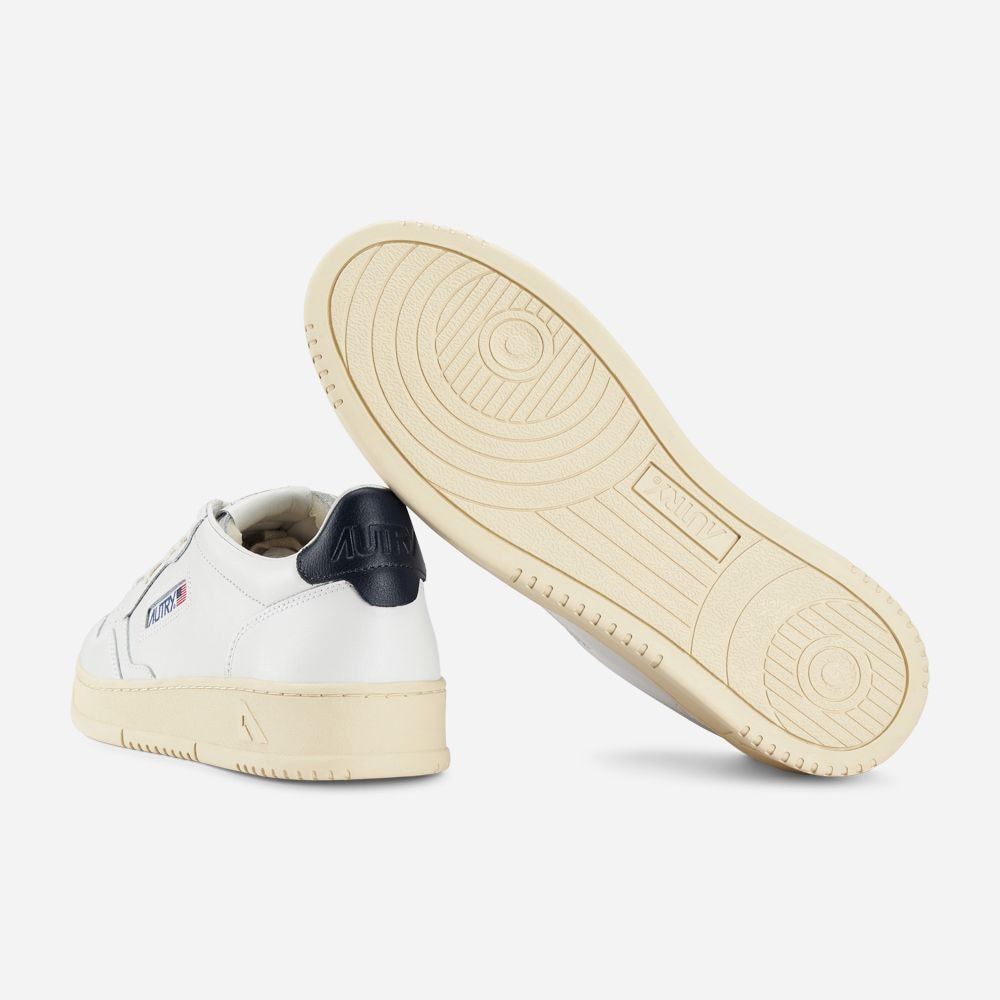 Medalist Low Man - Leather White/Space